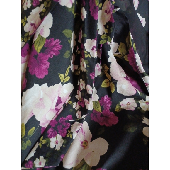 🥰HP🥰Calvin Klein Women's Black Plus Size Floral-Print Wrap Skirt - Picture 10 of 15